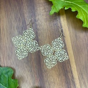 Gold Dangled Earrings